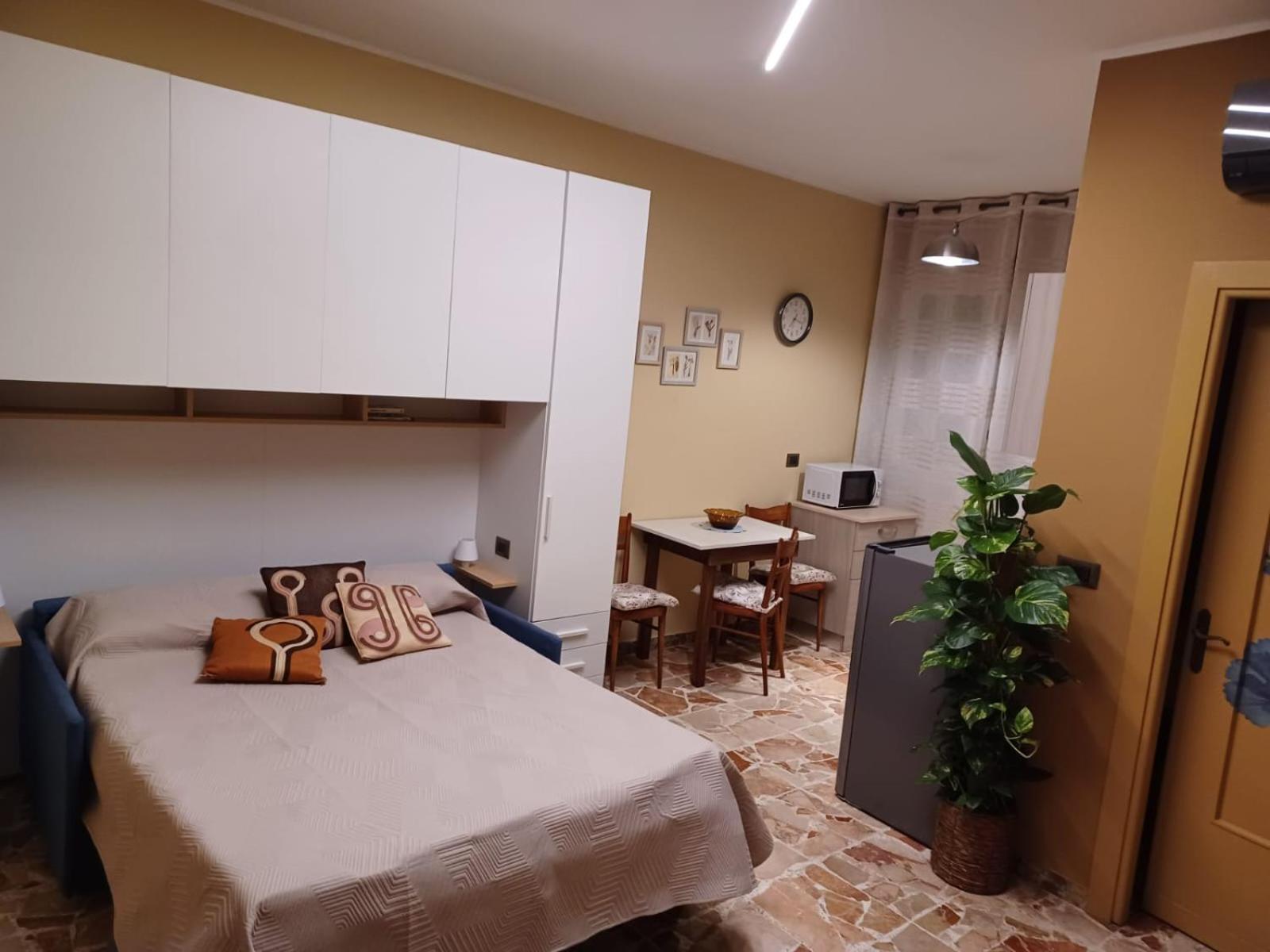 Ca Da Curt Monolocale Apartment Priocca ภายนอก รูปภาพ